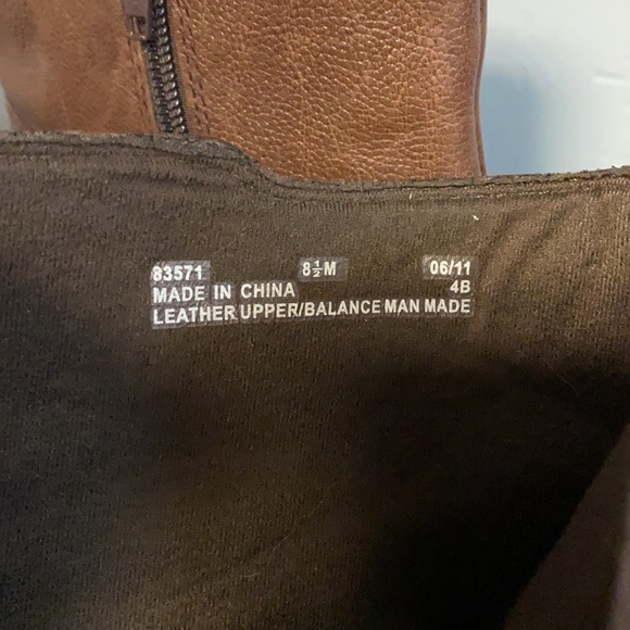 Clark’s Leather Booties - Picture 2 of 4